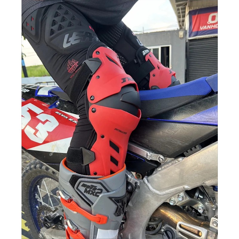 Motorfiets kniebeschermers sch - Knee Guard Hard recensie en prijs